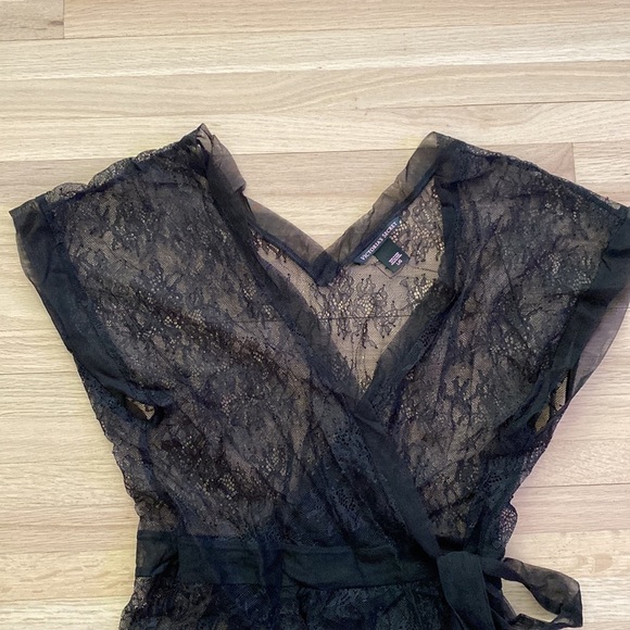 Victoria’s Secret Lace Mini Robe - Picture 3 of 4